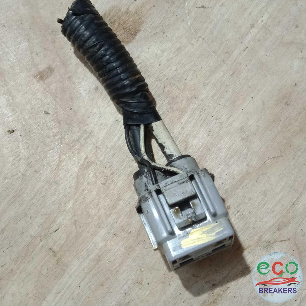 Toyota Rav4 MK2 CLA21R-FF15 02 REG GX D-4D Glow Plug Relay Wire Connector 2.0 i 1995 cc Diesel 1CD-FTV 1CDFTV 5 Speed Manual 5 Door Estate