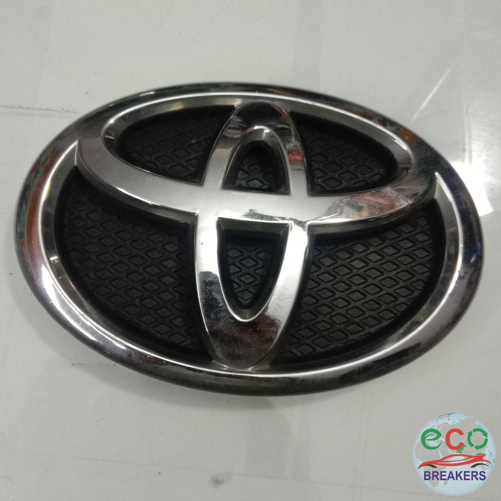 Toyota Yaris NLP90 Mk2 D4D TR FB18 60 REG 89bph Radiator Grill Emblem 1.4 i 1364 cc Diesel 1ND-TV / 1NDTV 5 Speed Manual 3 Door Hatchback