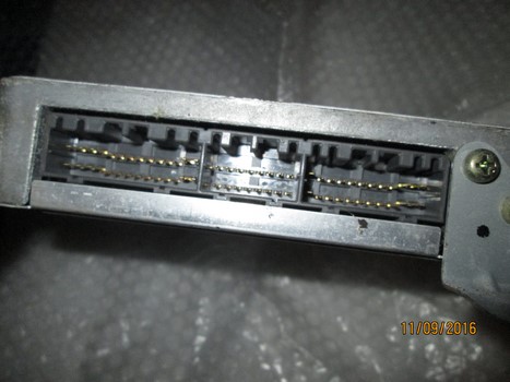 Toyota Previa Engine Control Unit Ecu 2.4 2400 cc 2TZ-FE / 2TZFE Automatic 
