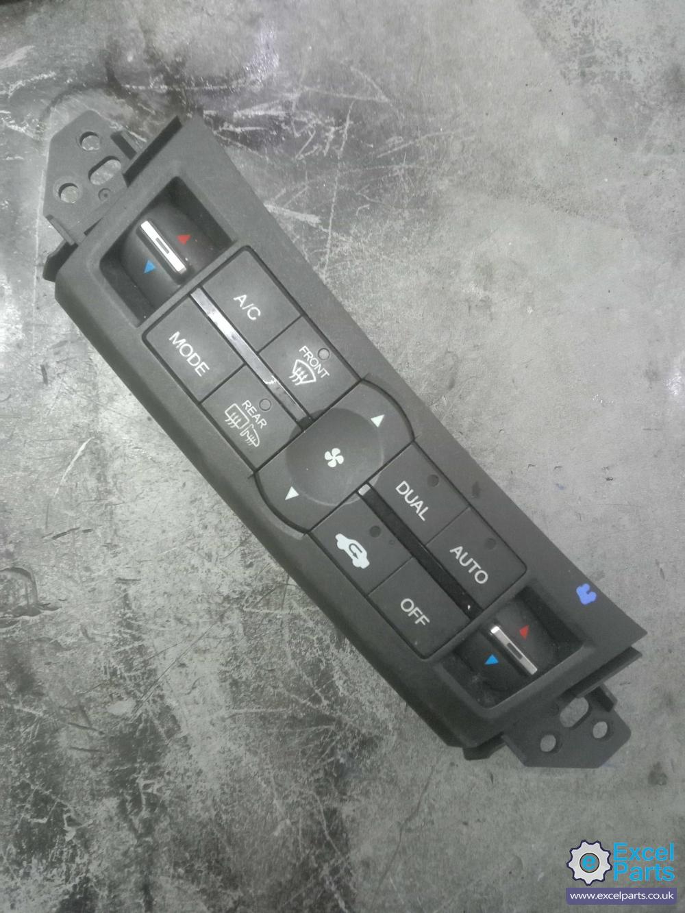 Honda Accord MK8 CU3 Air Condition Con Control Switch 2.2 2199 cc Diesel N22B1 6 Speed Manual 4 Door Sedan / Saloon