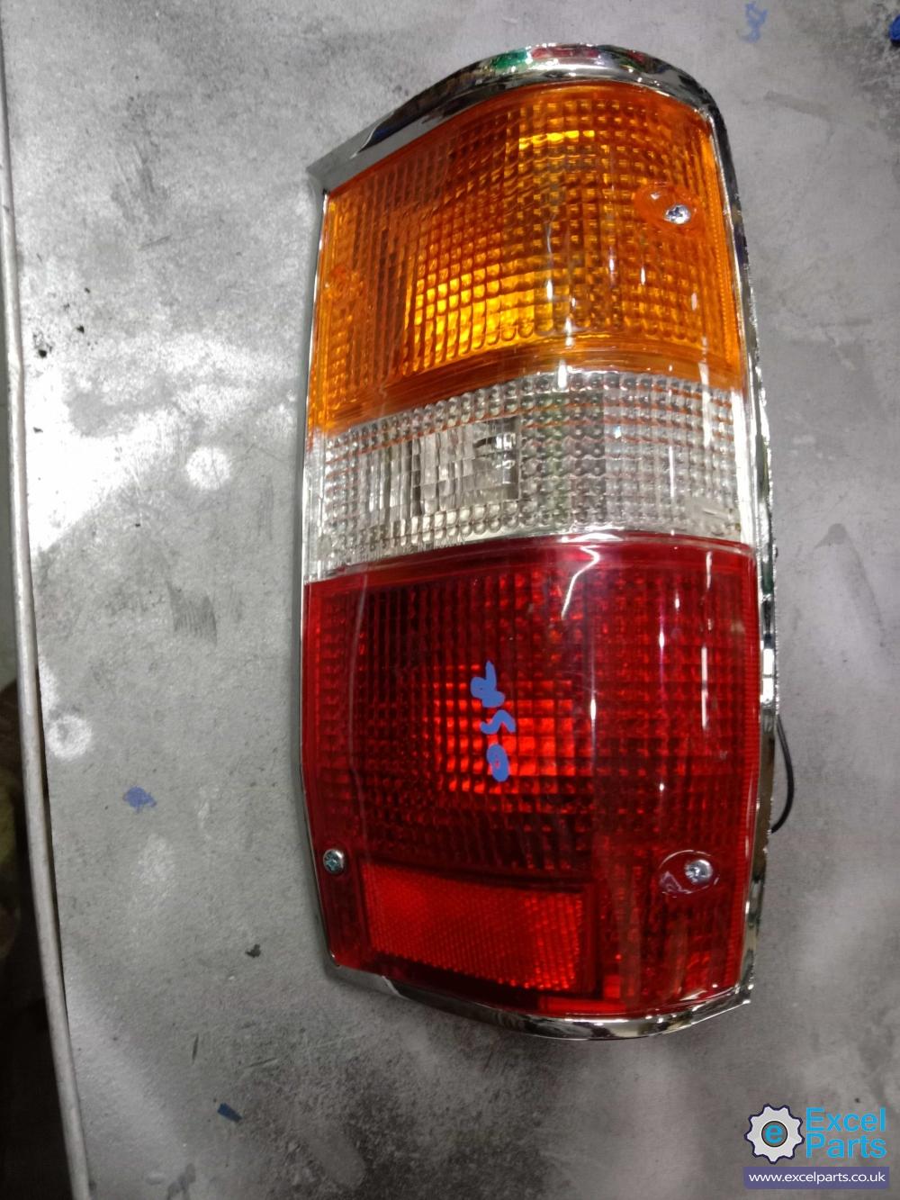 Mitsubishi L200 MK2 K24 Backlight / Rearlight Right Driver Offside 2.5 2477 cc Diesel 4D56 5 Speed Manual Pickup