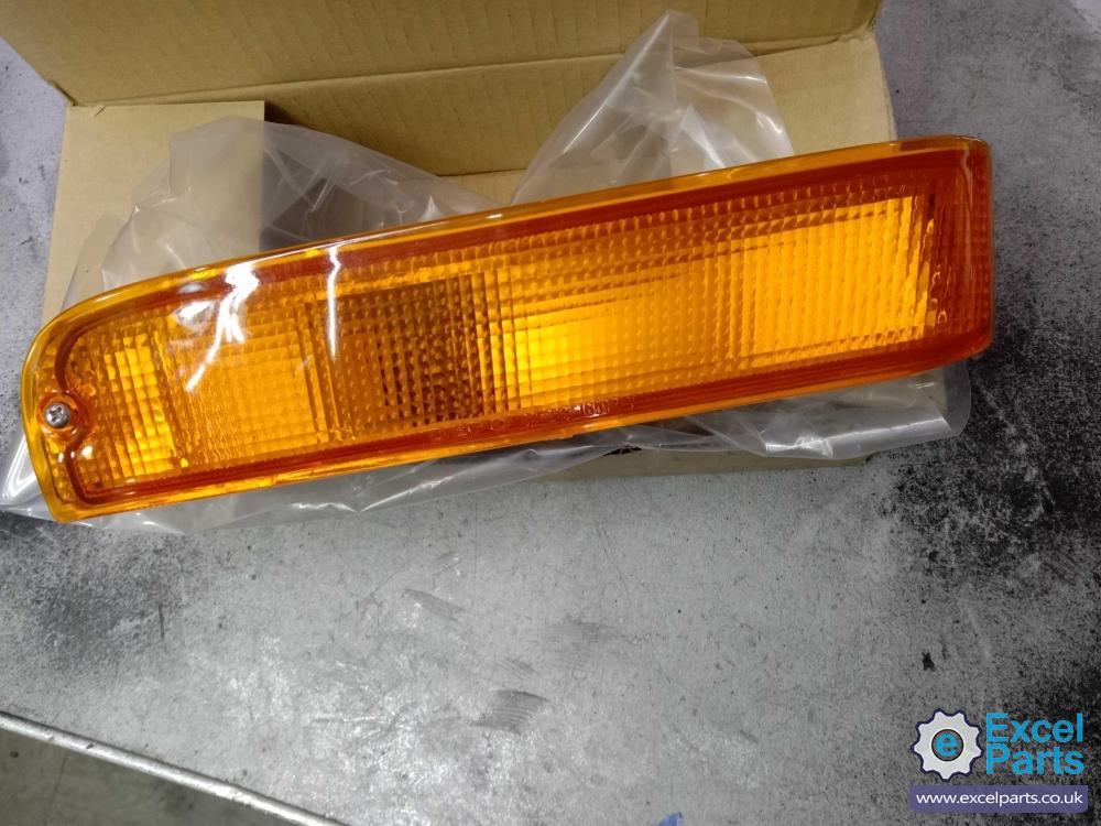 Nissan Serena MK1 C23 Indicator Turn Signal Light RIGHT DRIVER OFF SIDE FRONT OSF 2.0 1998 cc Petrol SR20DE 5 Speed Manual Mpv