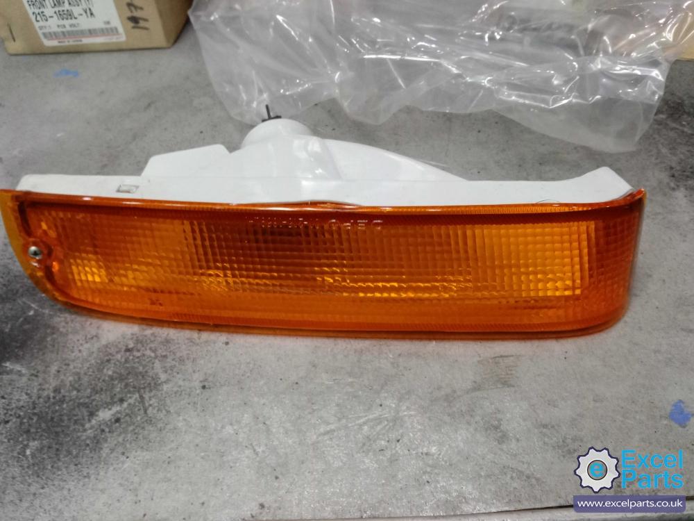 Nissan Serena MK1 C23 Indicator Turn Signal Light LEFT PASSENGER NEAR SIDE FRONT NSF 2.0 1998 cc Petrol SR20DE 5 Speed Manual Mpv