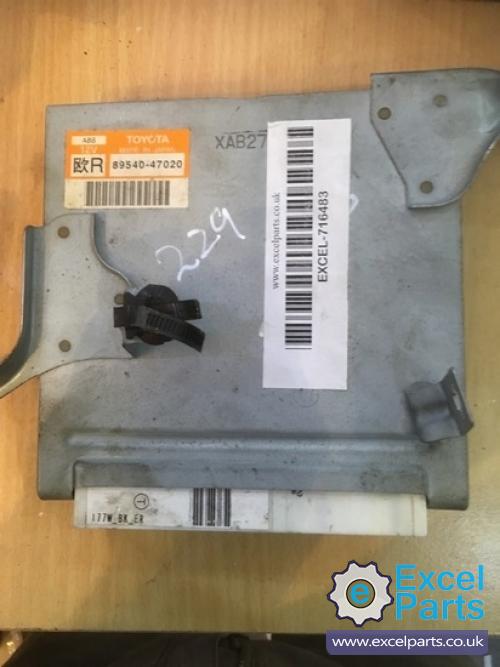 Toyota Prius MK1 NHW11 FD95 02 REG 72bph HYBRID Skid Control Relay 1.5 i 1497 cc Petrol 1NZFXE 1NZ-FXE CVT 4 Door Saloon